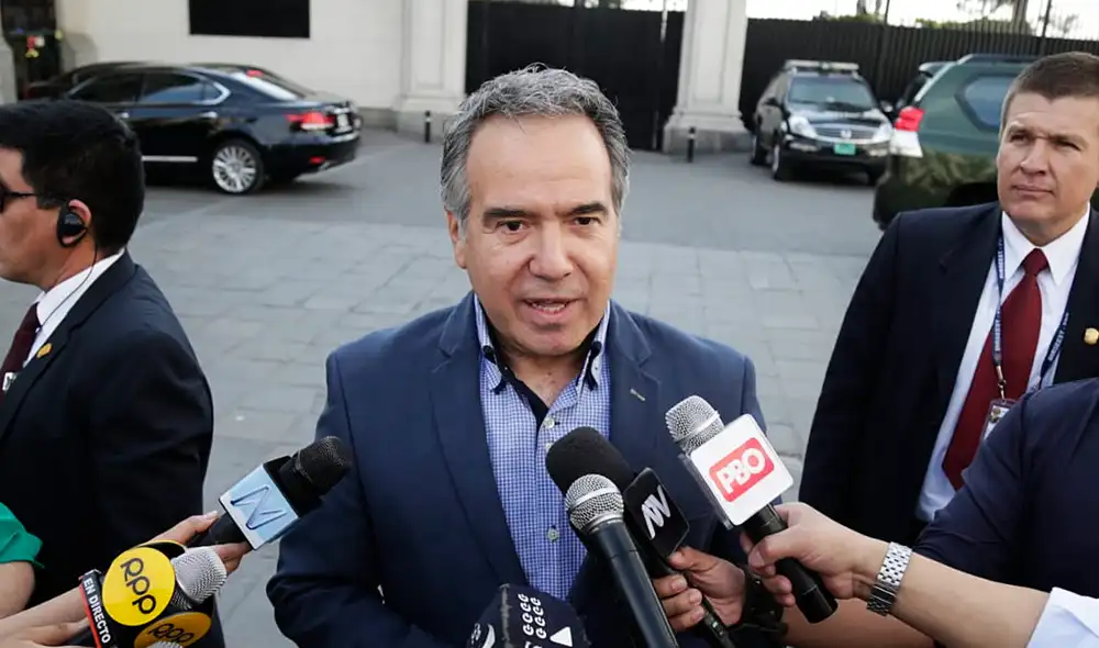 Francesco Petrozzi, previo a su reunión con Vicente Zeballos. Foto: Mauricio Malca.