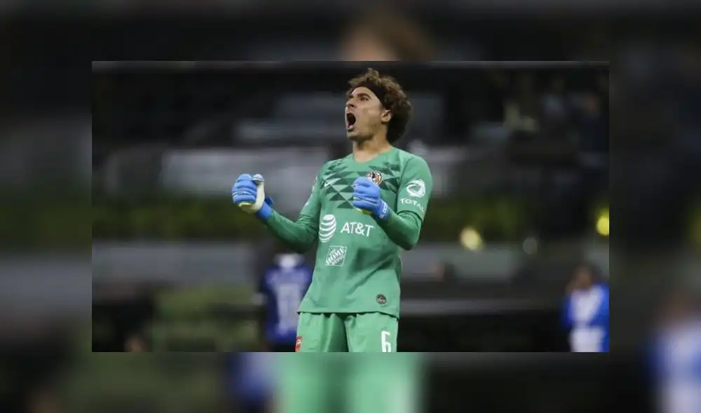 Guillermo Ochoa intenta motivar a sus compañeros rememorando históricas finales del América. Foto: Imago7. Guillermo Ochoa intenta motivar a sus compañeros rememorando históricas finales del América. Foto: Imago7.