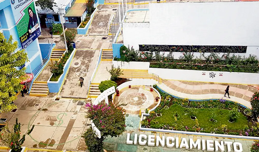 Última licenciada. La UTEA de Apurímac tiene más de 10 mil estudiantes matriculados. Última licenciada. La UTEA de Apurímac tiene más de 10 mil estudiantes matriculados.