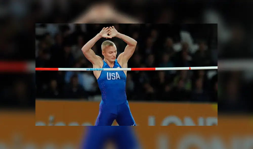 Atleta bate récord en deporte de salto y adversarios lo felicitan por su logro [VIDEO]