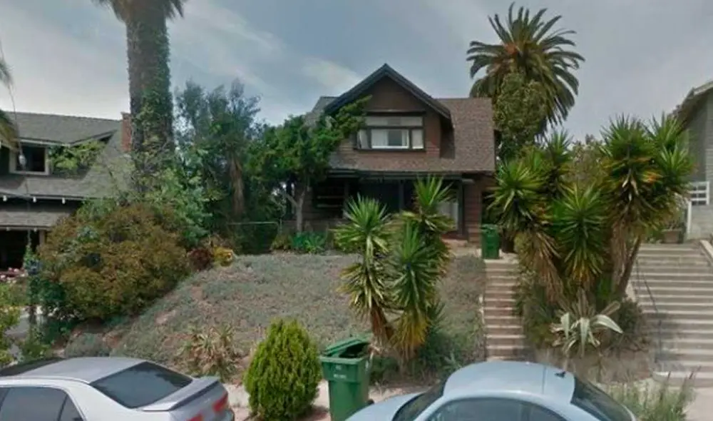 Desliza las imágenes para ver cómo casa donde se filmó esta famosa cinta de terror. Foto: captura de Google Maps