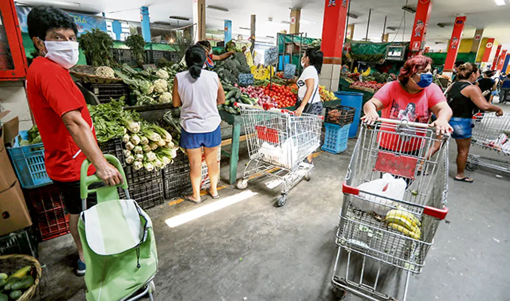 Incentivo al consumo. Sugieren nuevas entregas del subsidio para darle liquidez a las familias para solventar gastos. Foto: Jorge Cerdán. Incentivo al consumo. Sugieren nuevas entregas del subsidio para darle liquidez a las familias para solventar gastos. Foto: Jorge Cerdán.