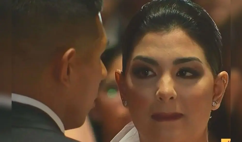 Ana Siucho se quiebra al dar el "Sí" Ana Siucho se quiebra al dar el "Sí"