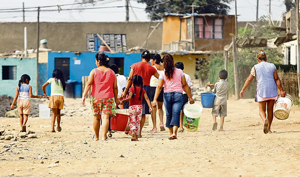 Crucial. El acceso al agua potable está asociado a la prevención de enfermedades. Una ciudad donde este recurso no es bien distribuido está expuesta. (Foto: Archivo LR) Crucial. El acceso al agua potable está asociado a la prevención de enfermedades. Una ciudad donde este recurso no es bien distribuido está expuesta. (Foto: Archivo LR)
