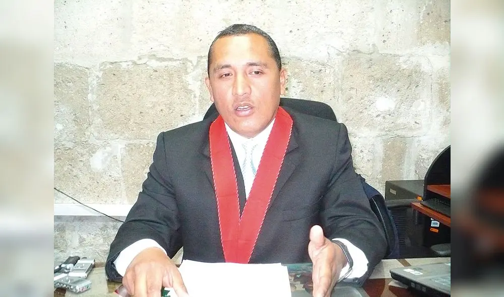 Arequipa. Santiago Irigoyen ganó por años de antigüedad.