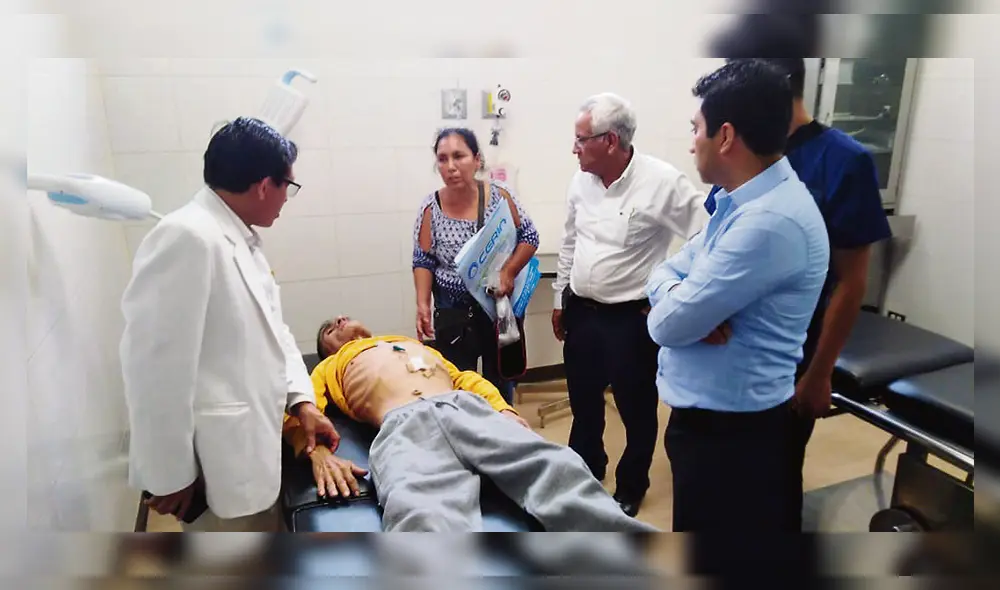 Gobernador. Anselmo Lozano recibió quejas de pacientes.