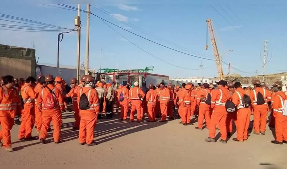 Personal exige sus derechos desde hace mucho tiempo. Personal exige sus derechos desde hace mucho tiempo.