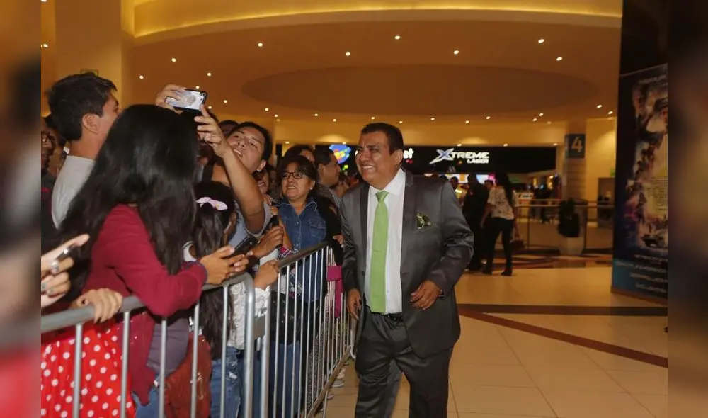 Manolo Rojas presentó 'El manual del pisado' Manolo Rojas presentó 'El manual del pisado'