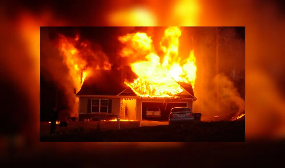 Dan prisión domiciliaria a hombre acusado de violar a 3 menores y vecinos indignados le incendian la casa. Foto: referencial