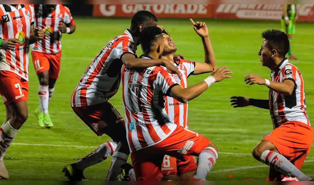 Técnico Universitario se aferra a la Liga Pro de Ecuador tras vencer a Barcelona SC