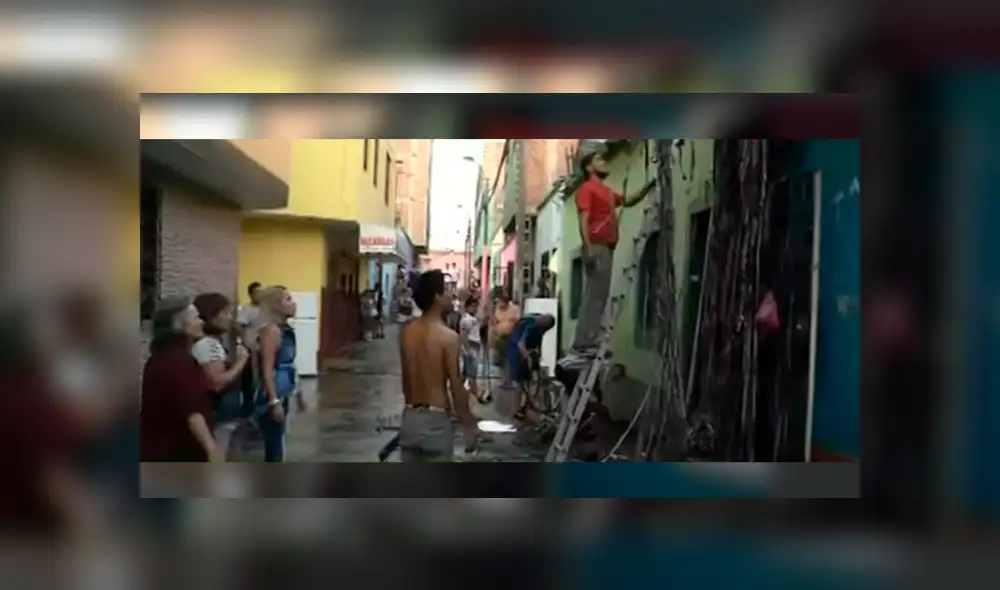 Cercado de Lima: Un niño murió atrapado en incendio en Barrios Altos