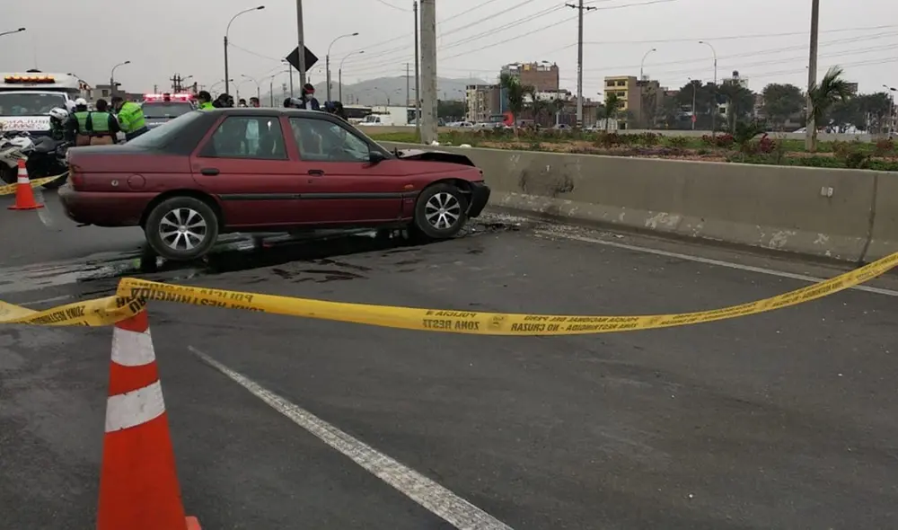 Vehículo siniestrado en accidente de tránsito en Los Olivos | Créditos: Jessica Merino URPI-GLR