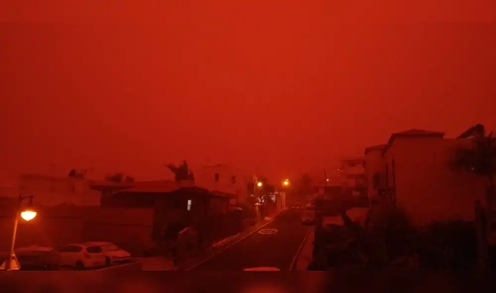 “Atardecer de sangre”: impactantes imágenes de la tormenta de polvo en las Islas Canarias [FOTOS]