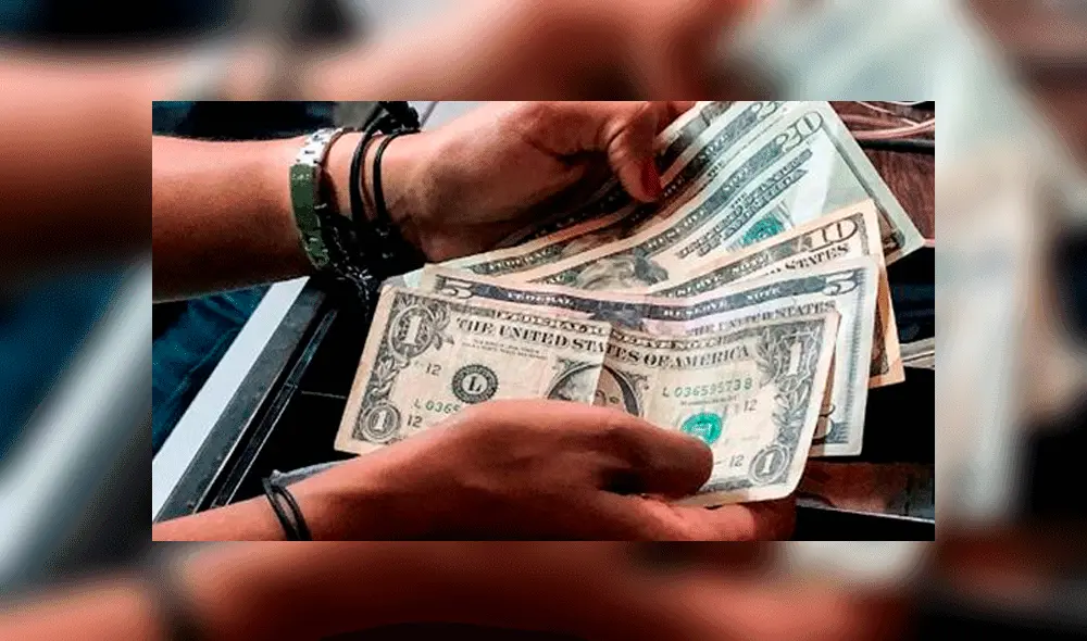 Dólar en Venezuela. Foto: AFP.