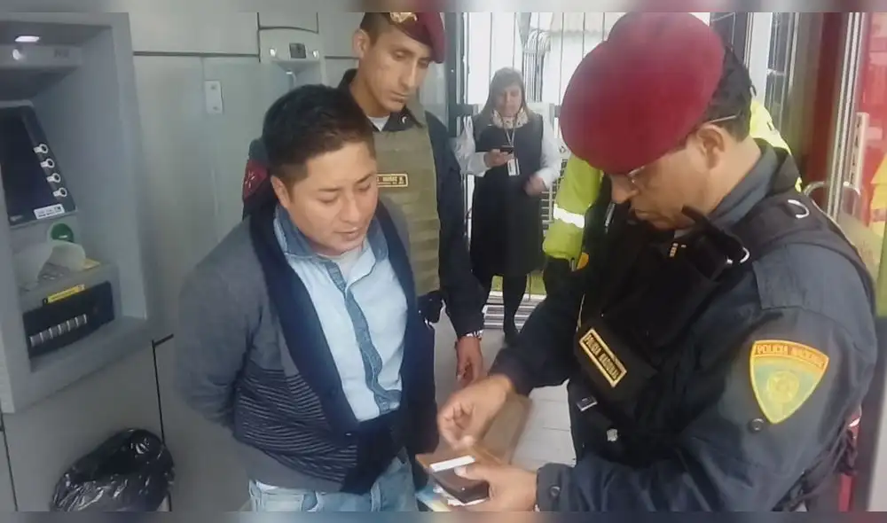 Surco: Serenos frustran asalto a jubilado en cajero del Banco de la Nación