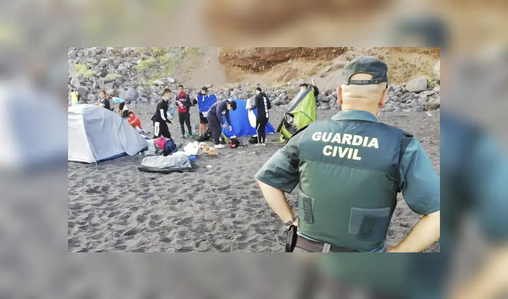 62 personas que se encontraban acampando en las playas. Foto: Área de Seguridad de La Orotava. 62 personas que se encontraban acampando en las playas. Foto: Área de Seguridad de La Orotava.