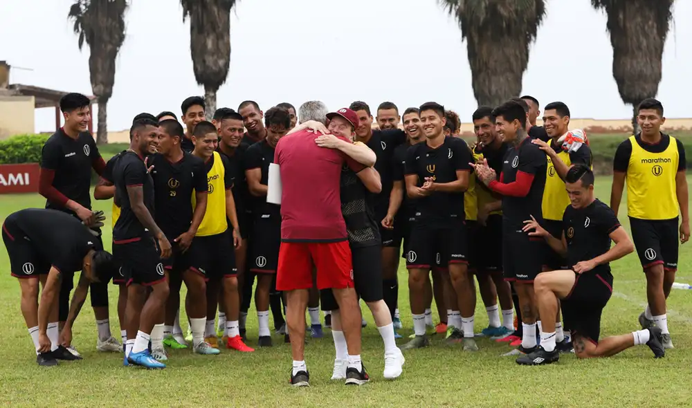 Daniel Luond sorprendió a todo el plantel de Universitario en Campo Mar. Foto: Prensa Universitario Daniel Luond sorprendió a todo el plantel de Universitario en Campo Mar. Foto: Prensa Universitario