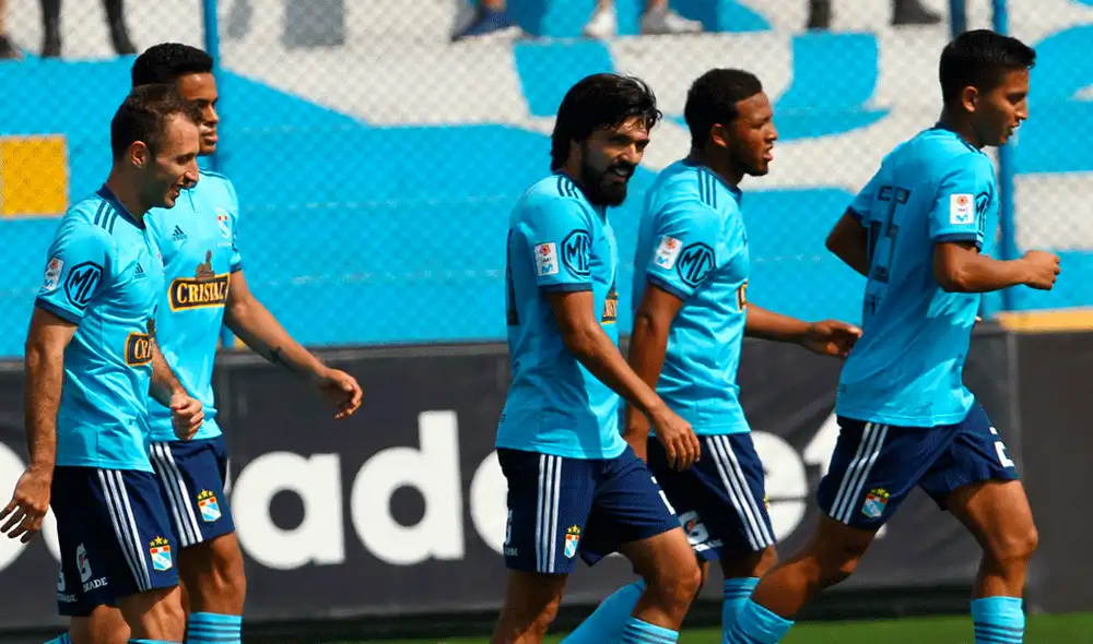 ¡Apretado! Conoce qué equipos clasificarían a la Copa Libertadores y Sudamericana ¡Apretado! Conoce qué equipos clasificarían a la Copa Libertadores y Sudamericana