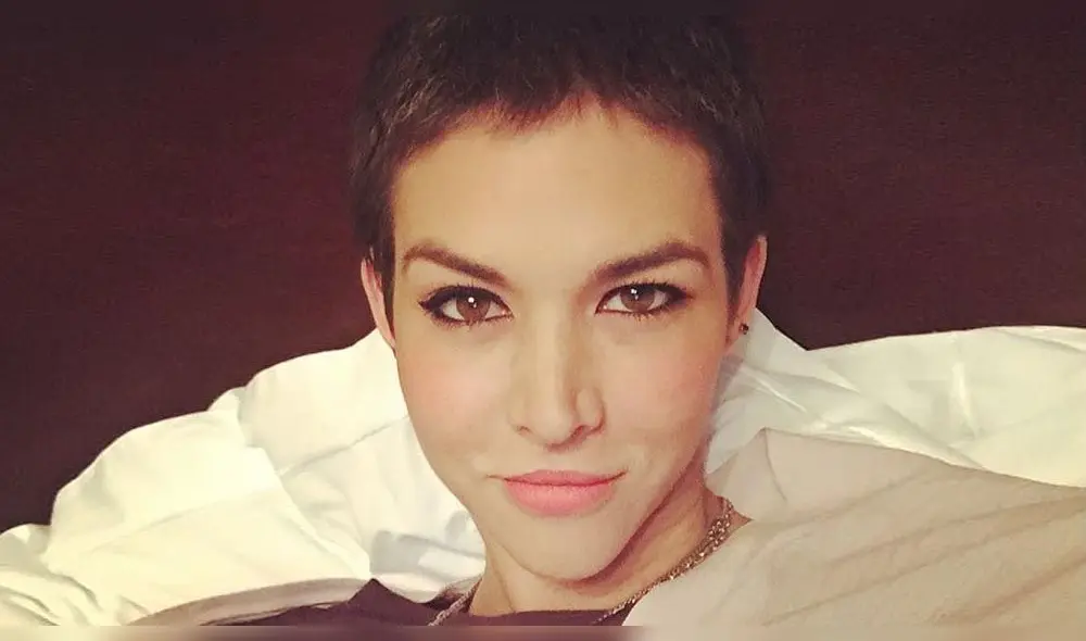 Anahí de Cardenas escribe poderoso mensaje para afrontar cáncer de mama. Fuente: Instagram