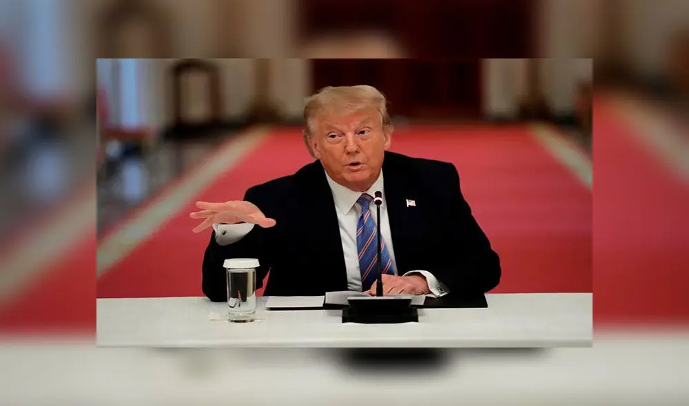 Donald Trump en una reunión el martes 7 de julio con representantes de escuelas ya había propuesto reabrir estos lugares. Foto: EFE Donald Trump en una reunión el martes 7 de julio con representantes de escuelas ya había propuesto reabrir estos lugares. Foto: EFE