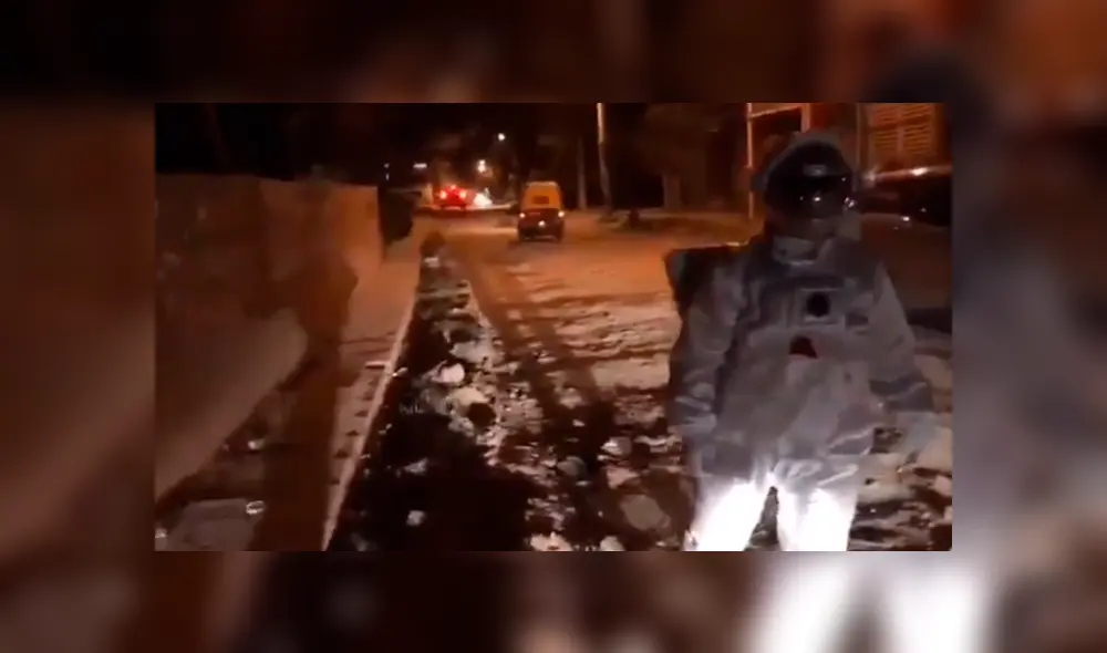 En Facebook, un chico estaba cansando de los baches en su localidad y lo denunció con un estilo particular. En Facebook, un chico estaba cansando de los baches en su localidad y lo denunció con un estilo particular.