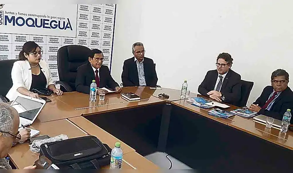reunión. Cuevas se reunió con representantes de Unesco.