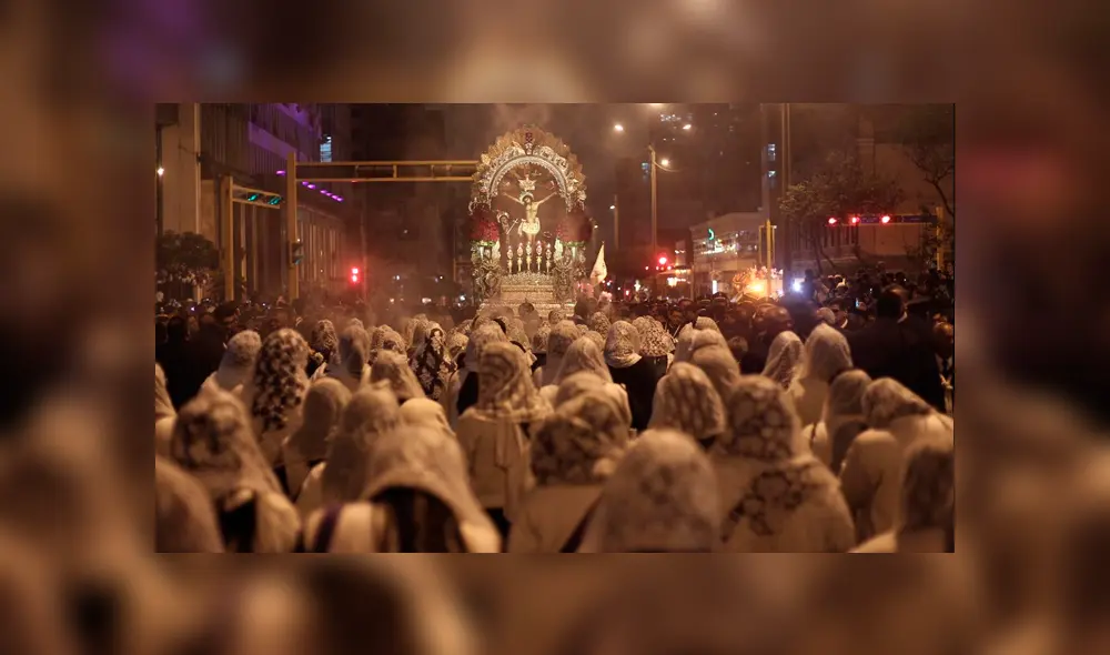 Recorrido del Señor de los Milagros del 18 de octubre de 2019. Foto: Aldair Mejía/La República Recorrido del Señor de los Milagros del 18 de octubre de 2019. Foto: Aldair Mejía/La República