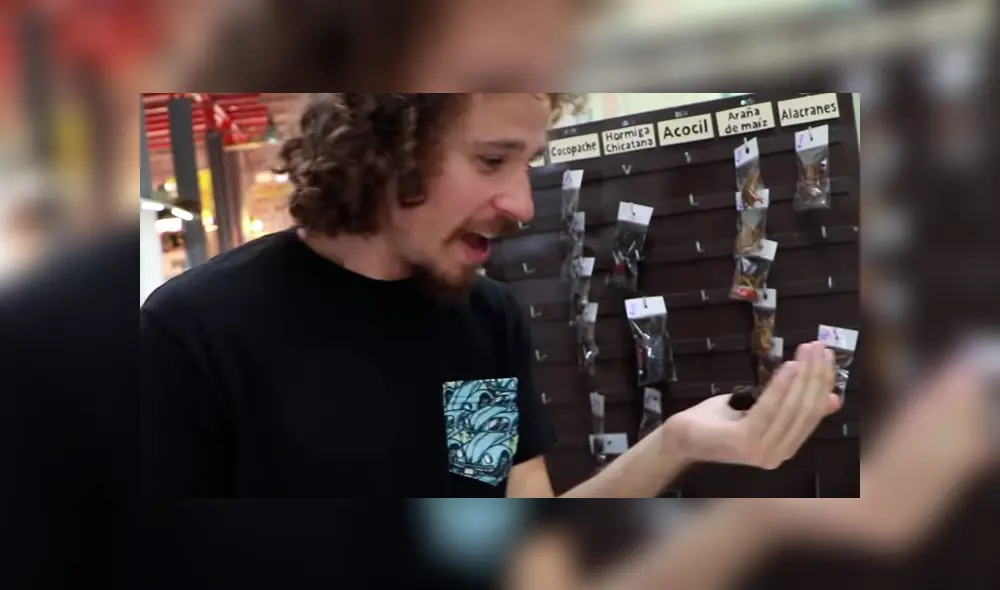 Luisito Comunica paga 80 soles por comer enorme tarántula venenosa, sin imaginar lo que pasaría.