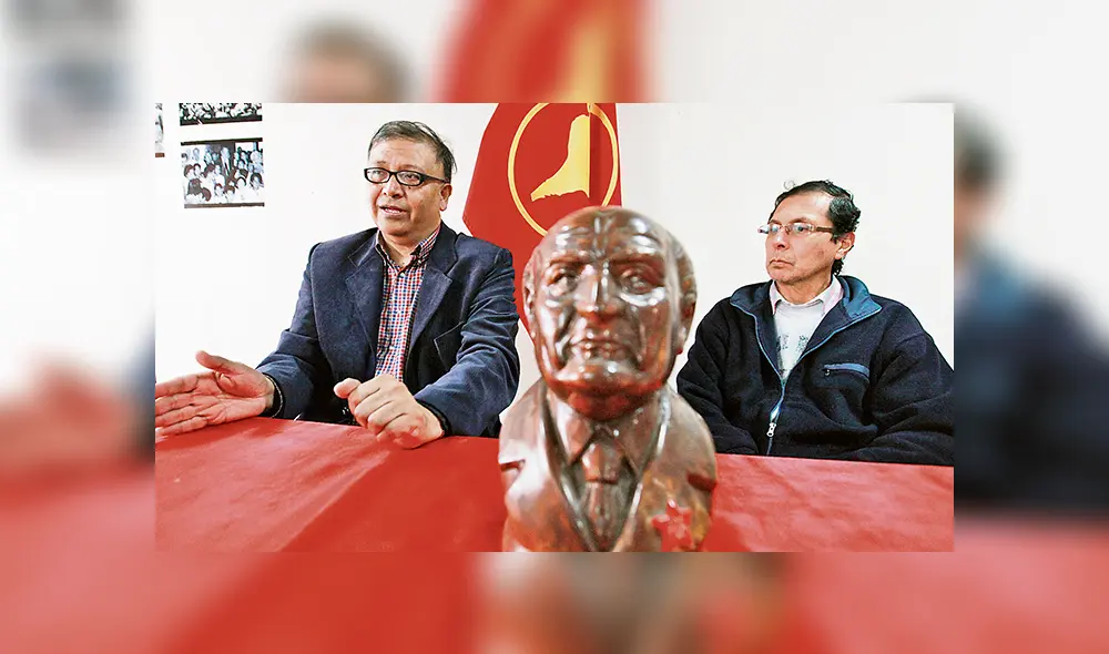 Apristas de base se rebelan a la cúpula y a sus congresistas Apristas de base se rebelan a la cúpula y a sus congresistas