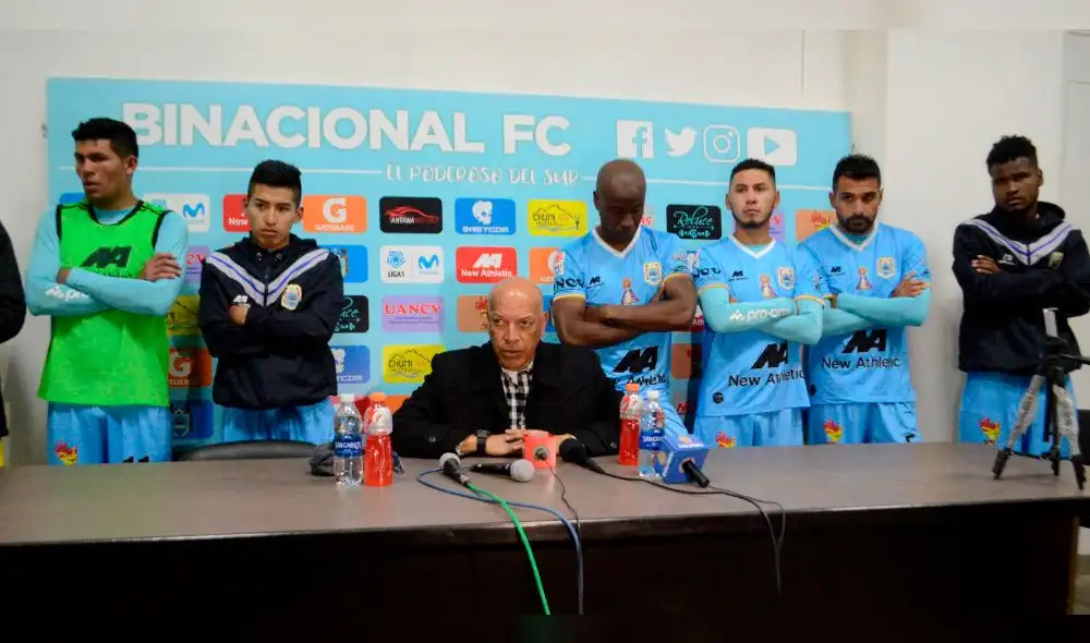 Jugadores de Binacional denunciaron que no les pagan desde el año pasado. Jugadores de Binacional denunciaron que no les pagan desde el año pasado.