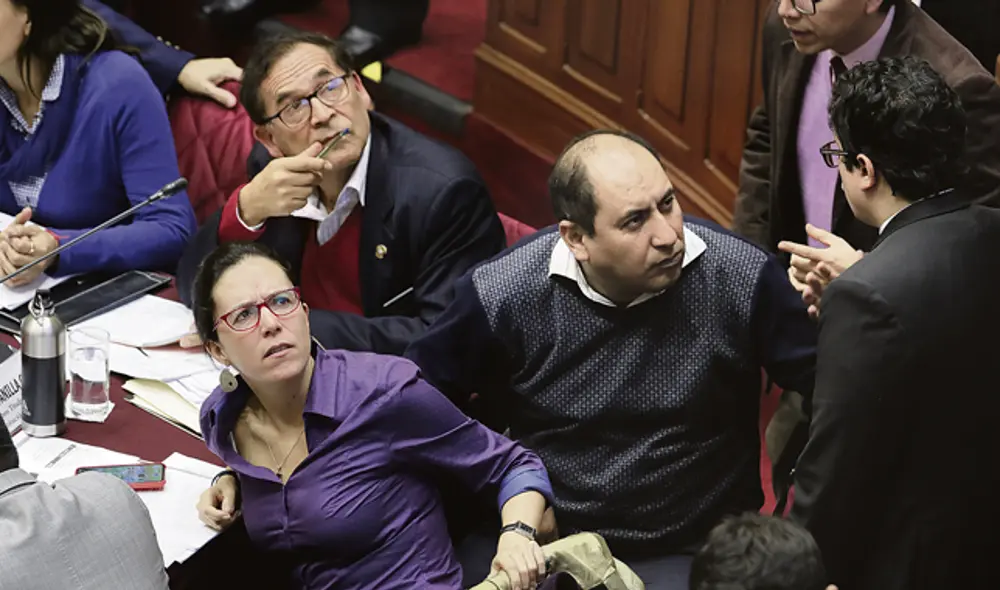 Nuevo Perú. Quintanilla y Glave a favor de militancia. Nuevo Perú. Quintanilla y Glave a favor de militancia.