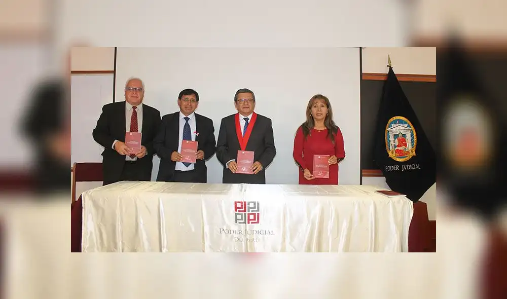 Personas con sordera ahora cuentan con manual de señas para seguir sus juicios Personas con sordera ahora cuentan con manual de señas para seguir sus juicios