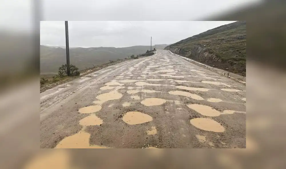 Obra en la carretera quedó paralizada por la resolución del contrato entre la empresa y MTC. Foto: Radar Informativo