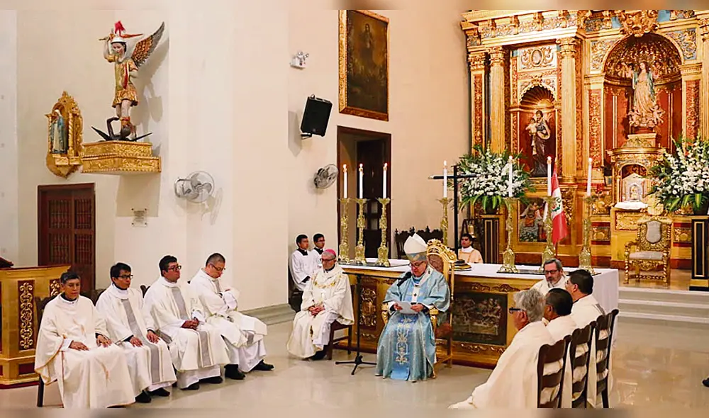 Arzobispo de Piura.