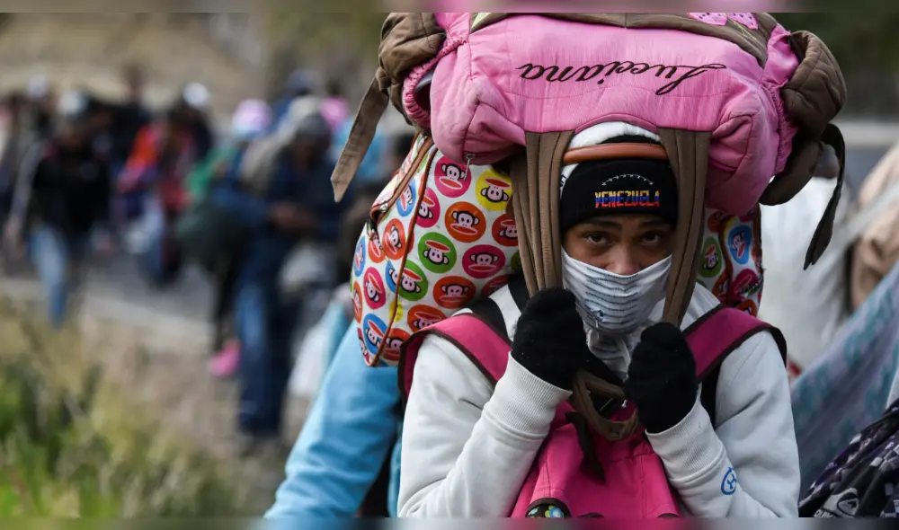 Migrantes venezolanos huyen de su país por la dictadura de Nicolás Maduro. Foto: La República.