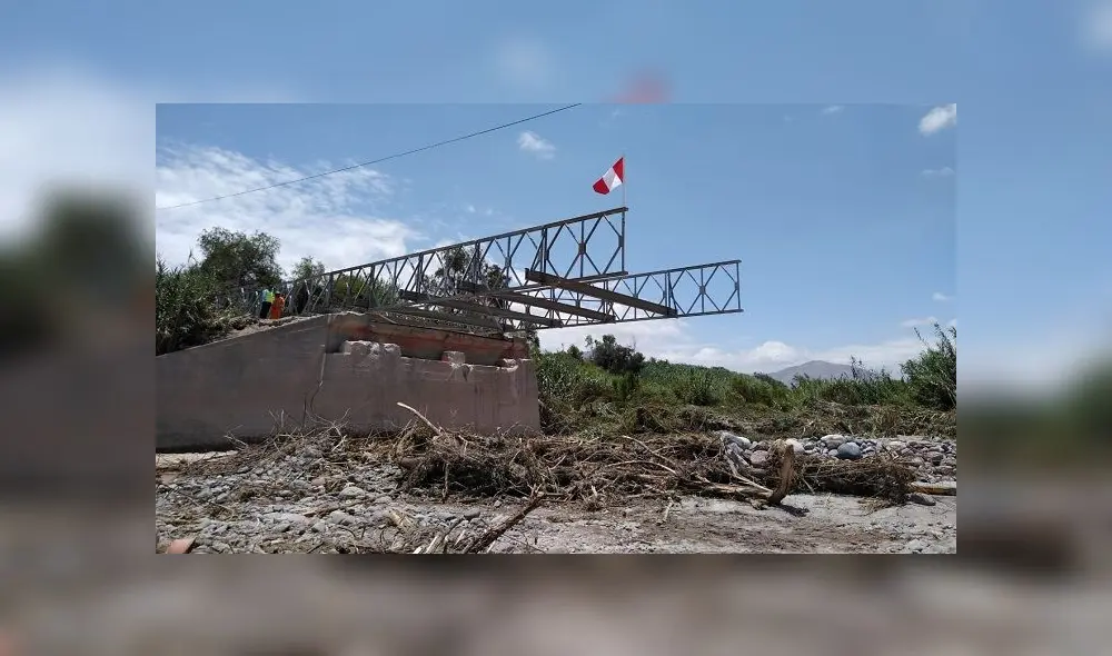 El puente Montalvo fue arrasado por el río Moquegua en febrero de 2019. Foto: archivo La República