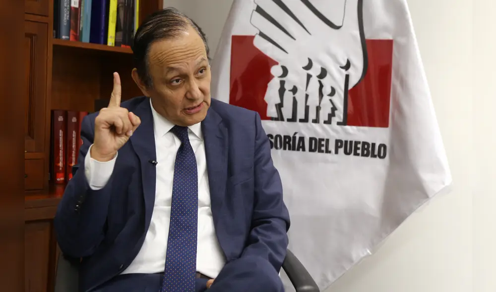 El defensor del pueblo, Walter Gutiérrez, consideró que "no existe nada más antidemocrático que la ausencia del debate". Foto: La República