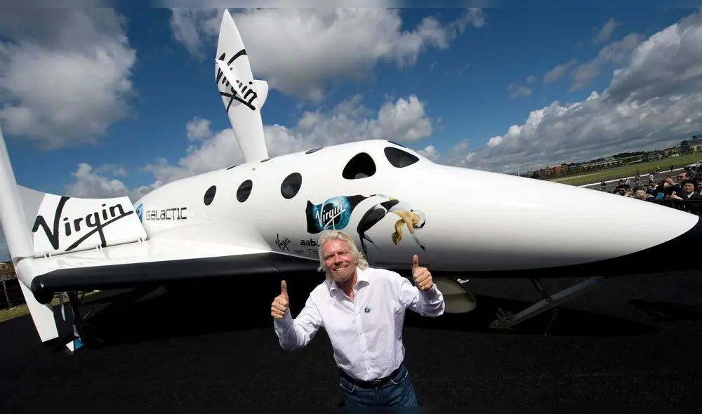 Richard Branson celebró su viaje al espacio. El multimillonario voló el último domingo 11 de julio. Foto: Virgin