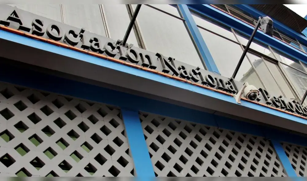 La Asociación Nacional de Periodistas (ANP) se pronunció sobre el caso de la ministra Miloslavich y Raida Cóndor. Foto: La República La Asociación Nacional de Periodistas (ANP) se pronunció sobre el caso de la ministra Miloslavich y Raida Cóndor. Foto: La República