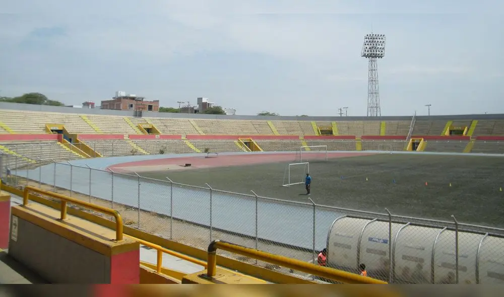 Piura no tiene estadios habilitados. Foto: La República Piura no tiene estadios habilitados. Foto: La República
