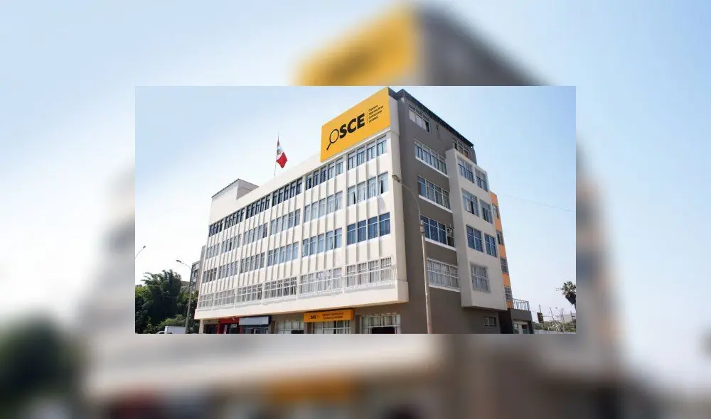 Joven que reveló cómo trabajaba Tarot. Además, brindó su testimonio y pruebas ante el procurador anticorrupción Javier Pacheco y el coordinador de la unidad de análisis de la Procuraduría, César Olano. Foto: OSCE