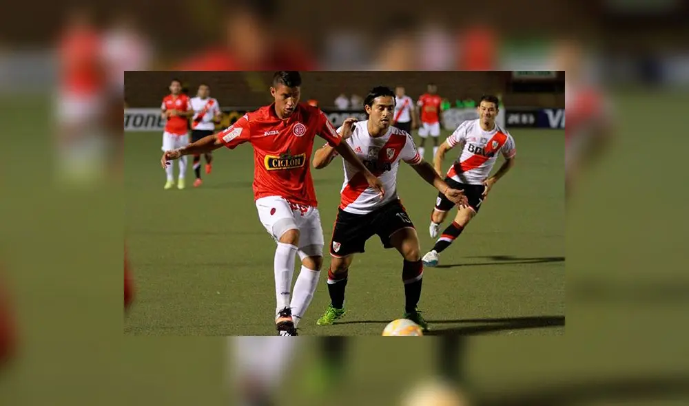Marcos Delgado anotó el gol en el Estadio Monumental de River Plate. Foto: GLR