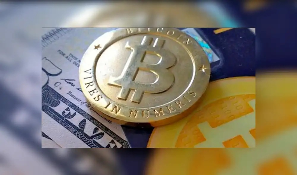 Una forma de comprar Bitcoins es realizar un trato directo con una persona que tenga posesión de la criptomoneda. Foto: EFE