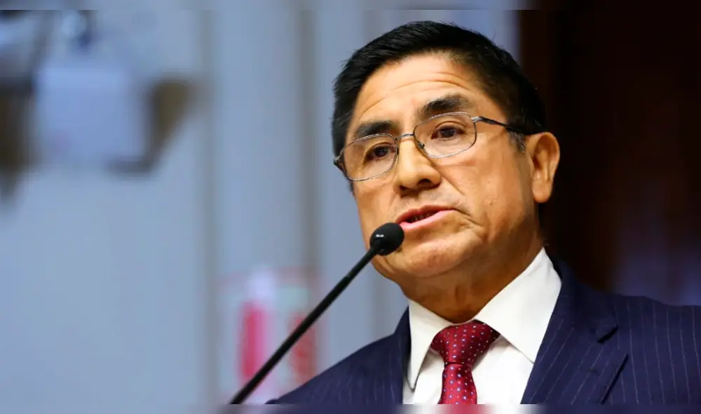 César Hinostroza es sindicado como presunto cabecilla de la organización criminal Cuellos Blancos del Puerto. Foto: La República