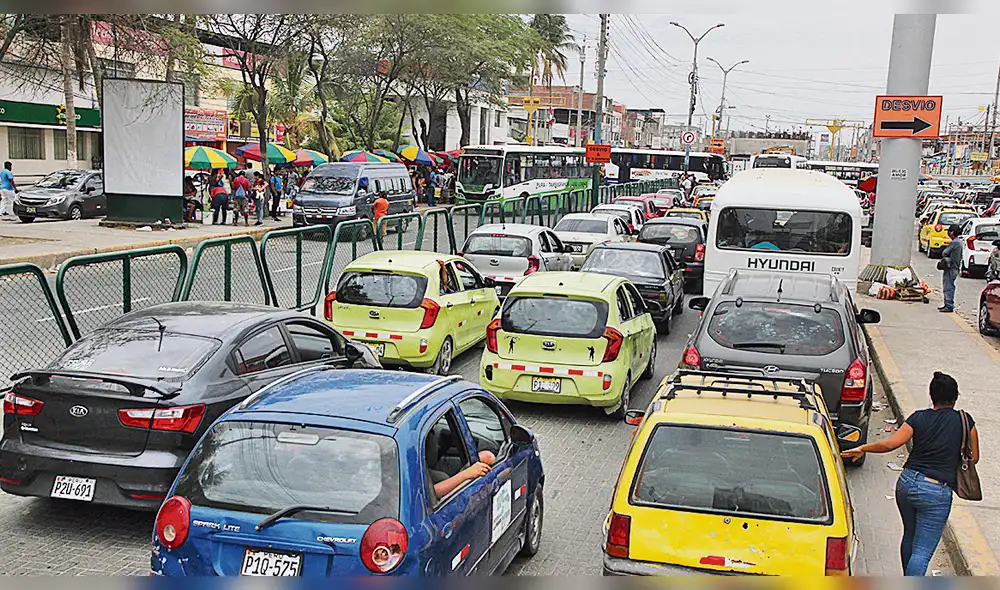 Denuncian el incremento de la informalidad en el transporte de Piura. Foto: La República. Denuncian el incremento de la informalidad en el transporte de Piura. Foto: La República.