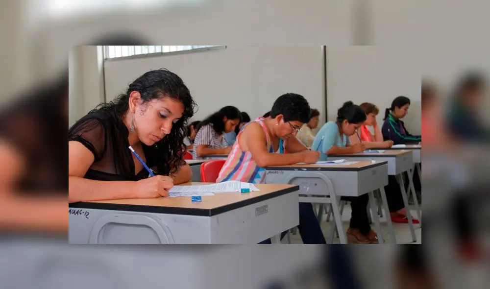 Según datos del Minedu, hasta este martes 13 de abril hay 89.000 docentes registrados. Foto: La República