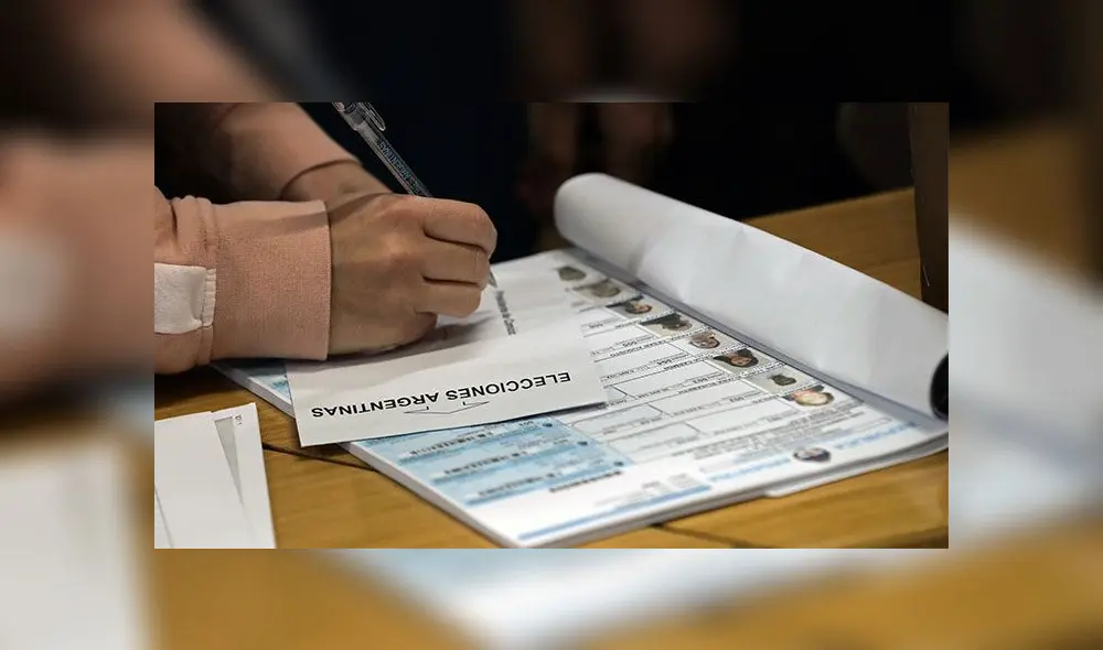 Los argentinos votan en las PASO 2021. Foto: AFP