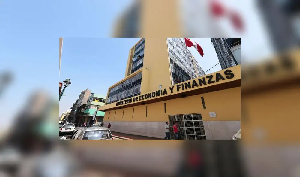 El MEF proyectó que la economía nacional crecerá 3,6% este año. Foto: La República