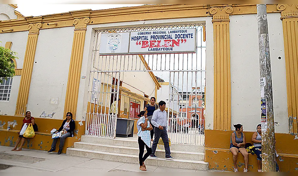 Afectado pide a las autoridades se sancione al personal que evitó atender a su esposa. Foto: La República Afectado pide a las autoridades se sancione al personal que evitó atender a su esposa. Foto: La República