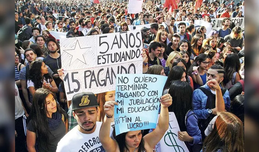 La Fundación Sol reveló que, entre 2006 y 2020, el Fisco ha recomprado a la banca un 56,4% de los créditos con un sobreprecio de 24,7%. Foto: ATON